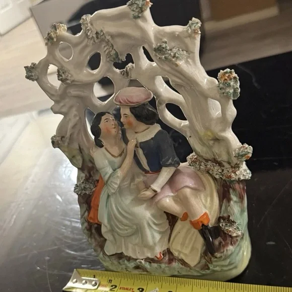 Antique 19th Century Staffordshire Courting Couple Figurine 7.5in - Picture 6 of 6